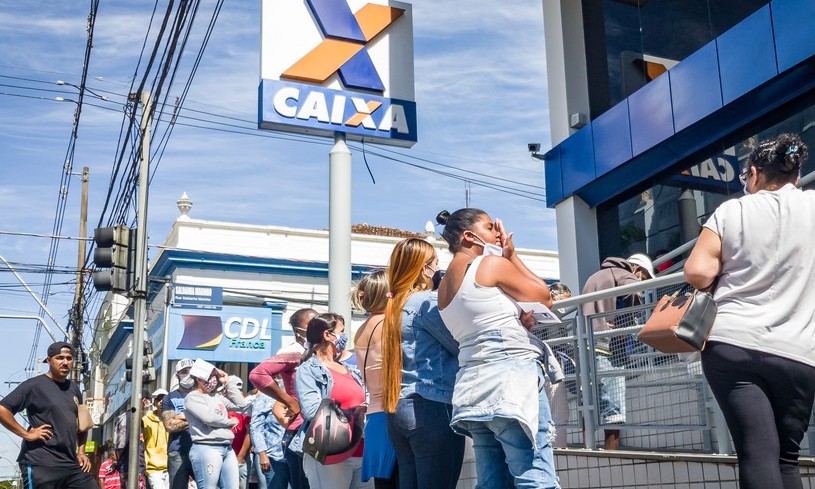 50 milhões são aprovados para receber R$ 600; Caixa admite falhas no sistema