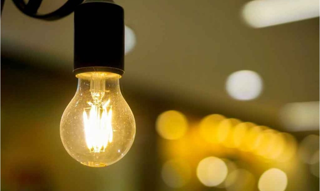 Pandemia do coronavírus eleva inadimplência na conta de luz para 12%