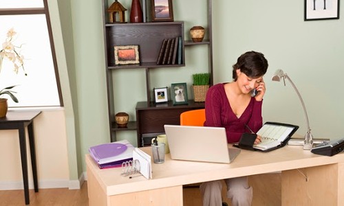 Coloque em prática ideias simples que vão ajudar a organizar o home office