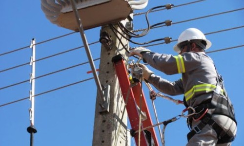 Cortes de energia elétrica estão suspensos até o dia 22 de junho, diz governo