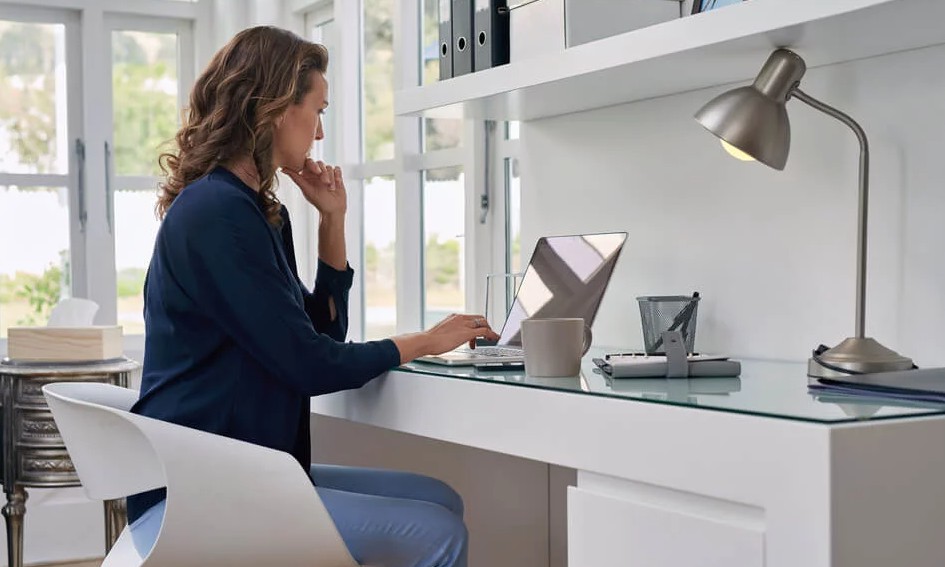 Empresas se adaptam e home office deve se consolidar após pandemia