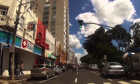Temperaturas altas e sol forte predominam nesta quarta-feira, 13, em Franca