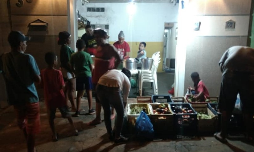 Projeto social Família D-Graus pede ajuda e doação de máscaras de proteção