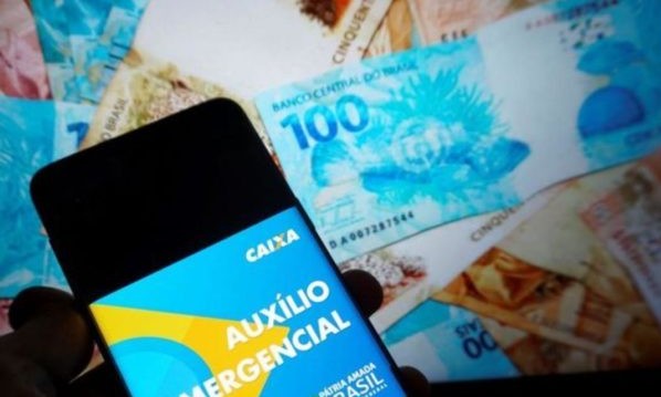 Governo identifica mais de 160 mil fraudes no auxílio de emergência aos informais