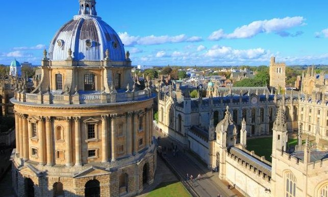 Quer estudar em Oxford? Programa com 100 bolsas exclusivas abre inscrições