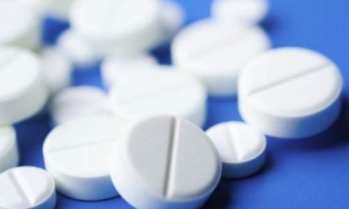 Consumo de medicamentos e vitaminas aumenta em até 198% durante a pandemia