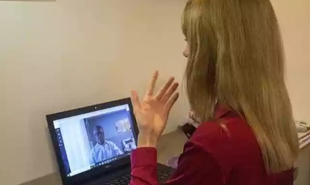 Bolsa universidade Franca convoca os classificados para a entrevista virtual