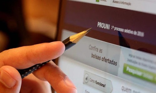 Saiba quais são as datas de envio de documentos para acesso ao Prouni e ao Fies