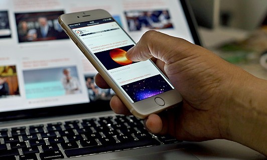 Celular, tv, computador: como lidar com o excesso de telas na quarentena