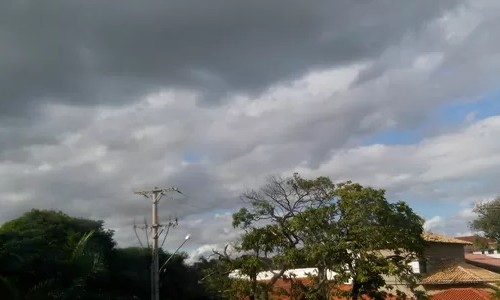 Temperaturas caem em Franca nesta segunda e umidade do ar aumenta