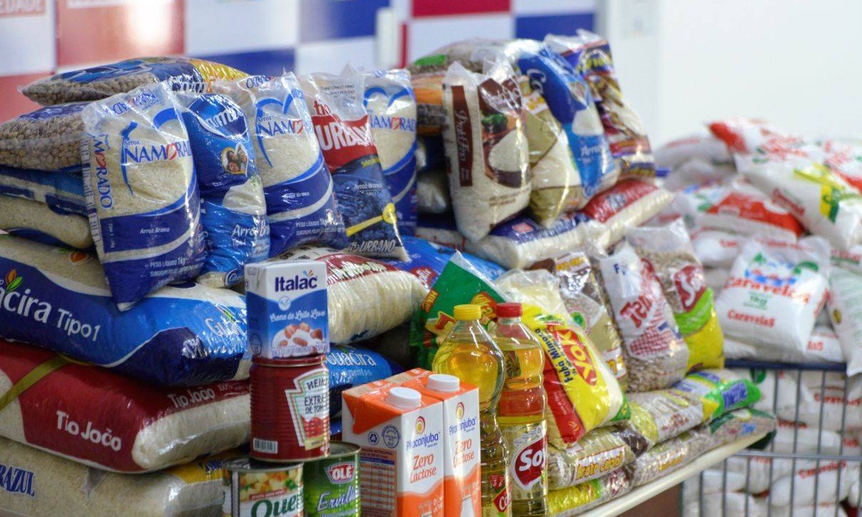 Rede de supermercados faz campanha solidária com a ajuda dos clientes