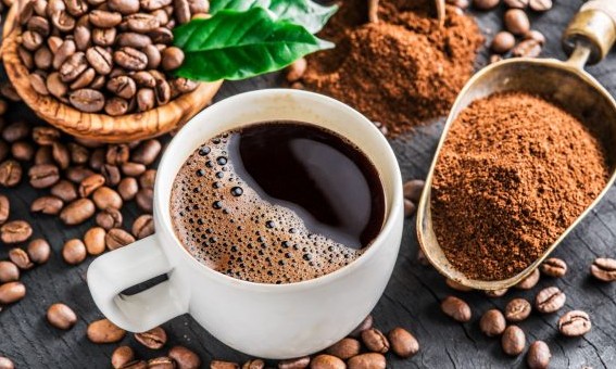 Beber até 3 xícaras de café por dia pode reduzir risco de hipertensão, aproveite!