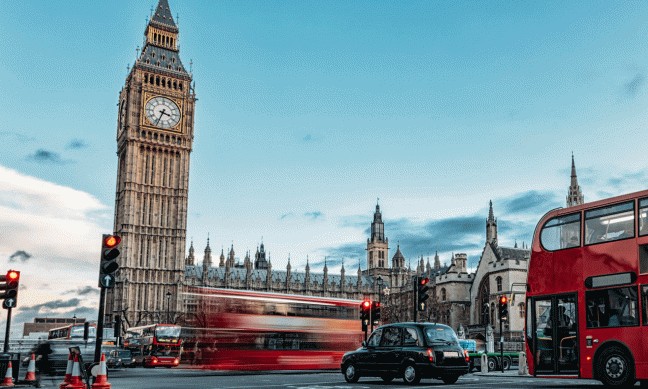 Quer estudar em Londres? Cursos de negócios têm bolsas de até R$ 16 mil