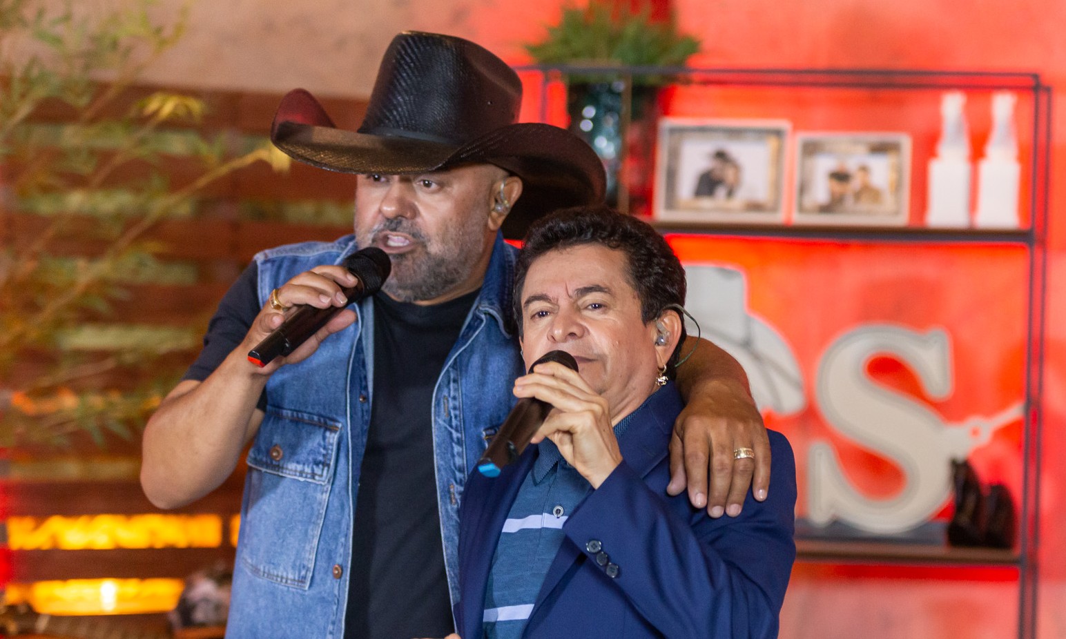 Dupla Rionegro e Solimões faz live neste sábado: vai ter muita animação