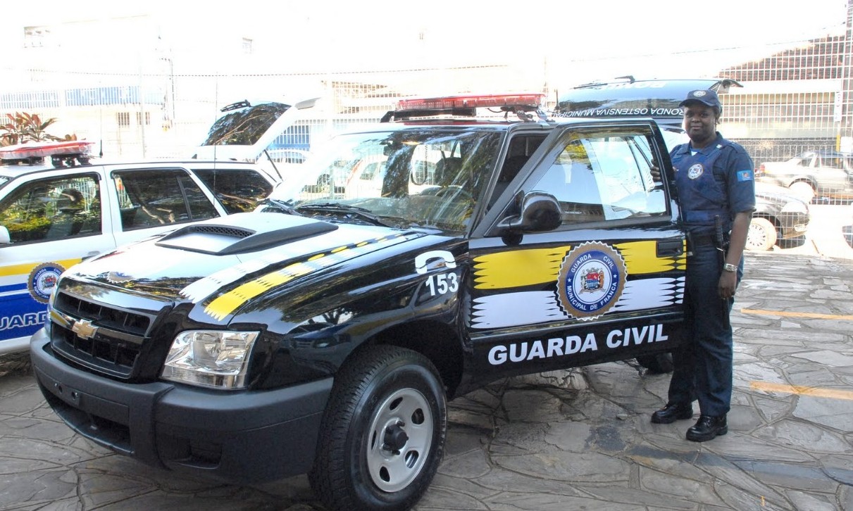 Prefeitura fecha bar por descumprir decreto de restrições da pandemia