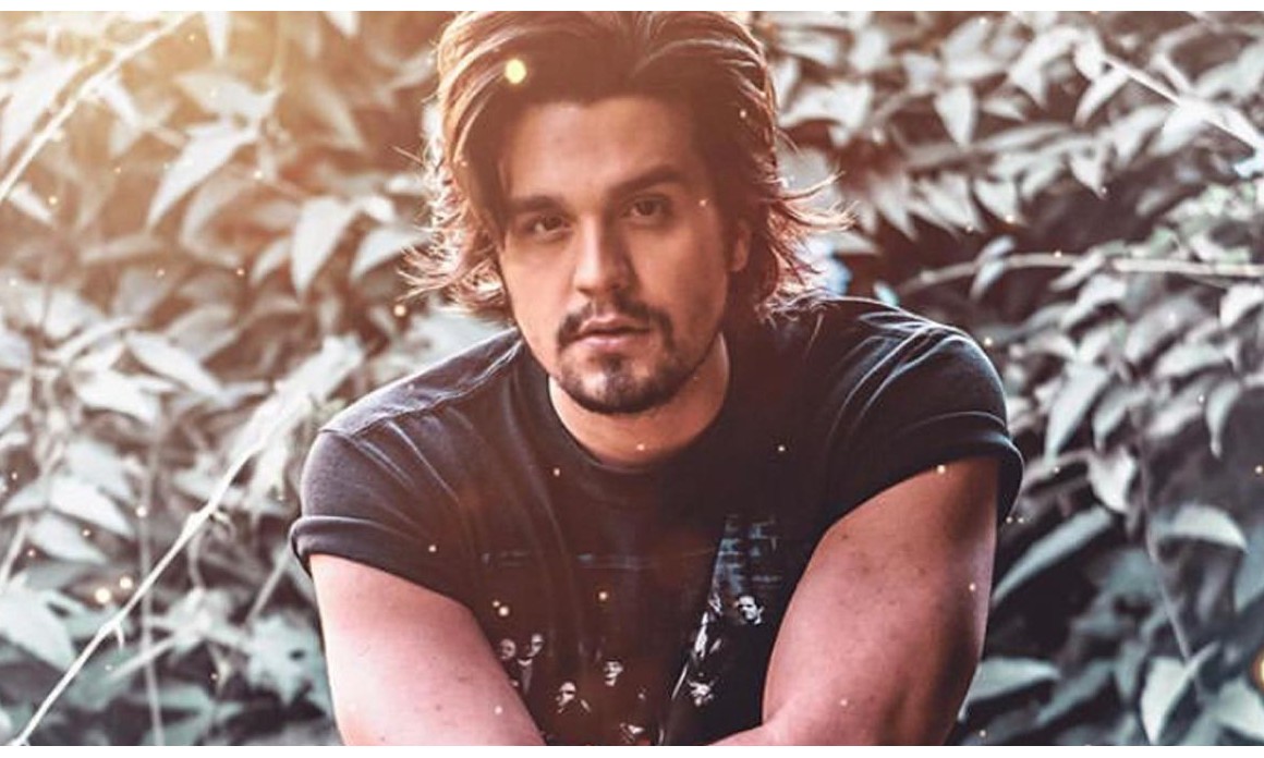 Sertanejo Luan Santana entra na lista de artistas que mais emplacaram hits na década