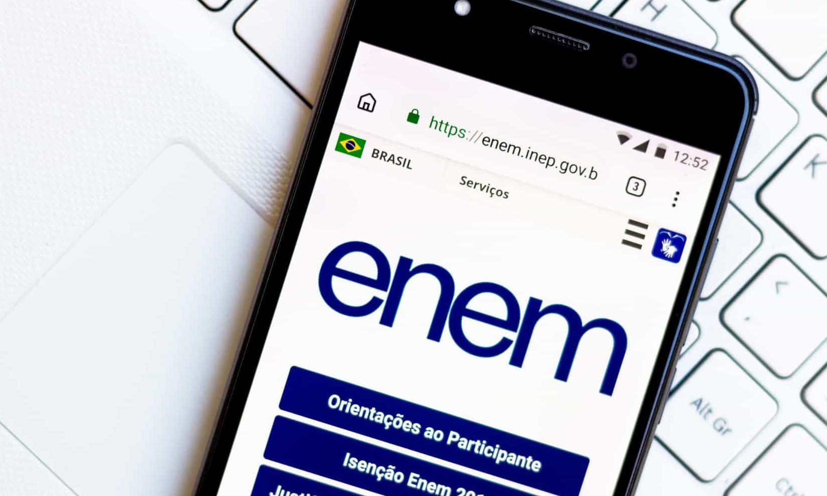 Enem pode ser suspenso no ano que vem por falta de recursos, alerta MEC