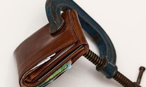 Cidadania financeira: saiba como passar de devedor a investidor bem sucedido