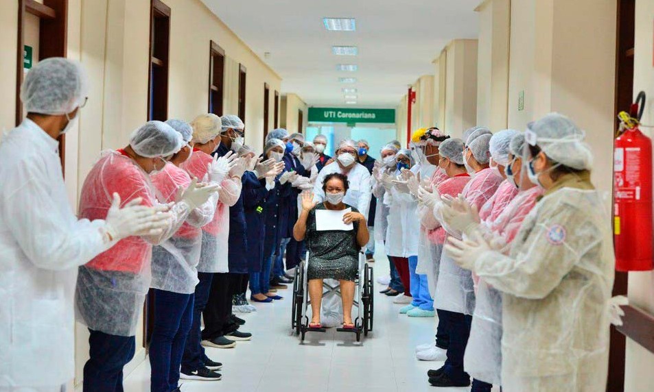 Brasil é o primeiro país no mundo em número recuperados da Covid-19
