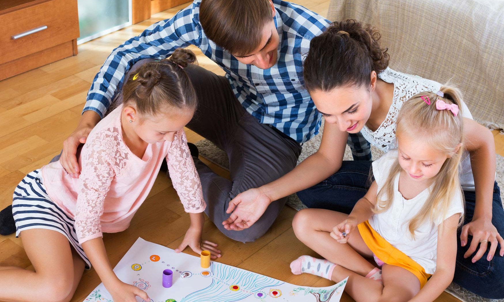 Brincar em casa: Programa gratuito conecta crianças e famílias com atividades