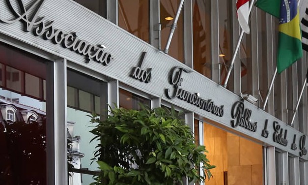 Funcionários públicos movem ação contra o Estado de São Paulo