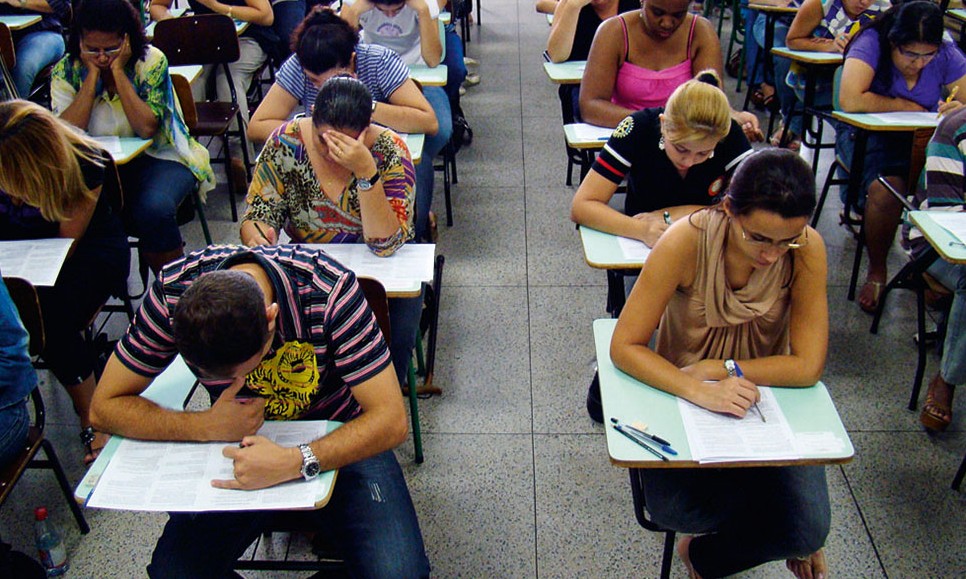 Pandemia e crise reduzem concursos públicos e devem aumentar concorrência