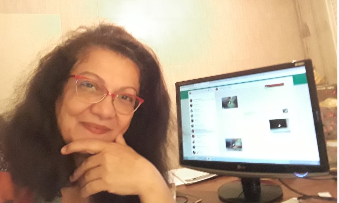 Professora de piano de Franca cria projeto gratuito para ensinar via internet