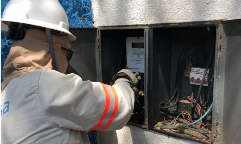 Prorrogada regra que limita cortes de energia por falta de pagamento na pandemia