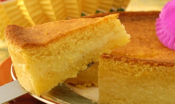 Receita de Bolo de Pamonha para aproveitar as festas juninas sem sair de casa
