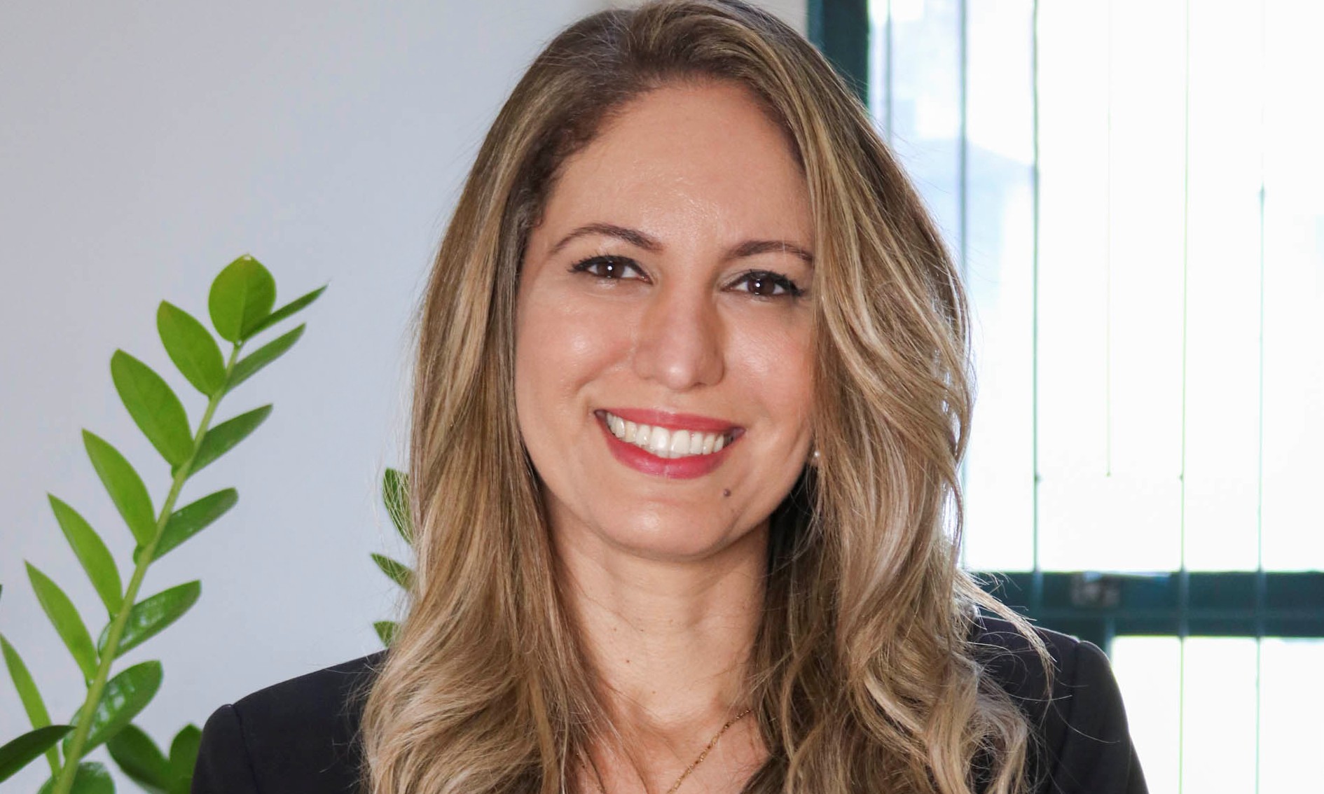 Luiza Helena Trajano participará de live da FEAPAES-SP e Uniapae-SP