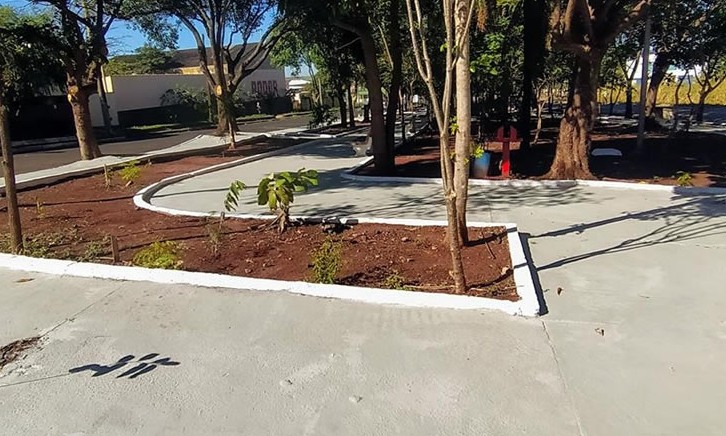 Prefeitura de Orlândia revitaliza Praça “Luiz Mariotto”, no Anhanguera