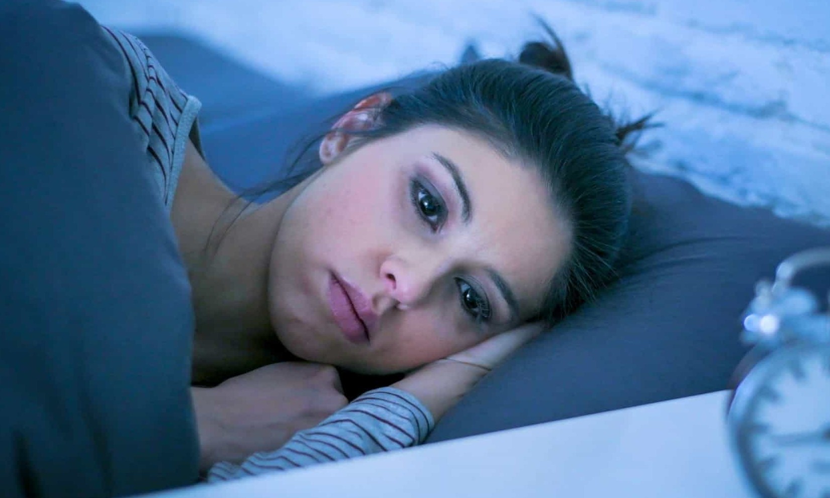 Dorme pouco? Falta de sono pode ser a razão da sua infelicidade, diz estudo