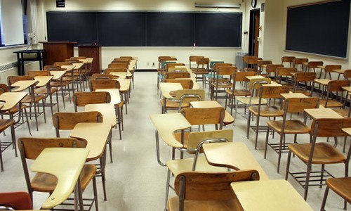 Risco de falência atinge metade de escolas médias e pequenas do Brasil