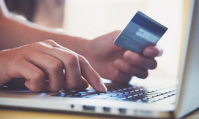 Vendas online já somam 82 mil reclamações em 2020, segundo Procon-SP