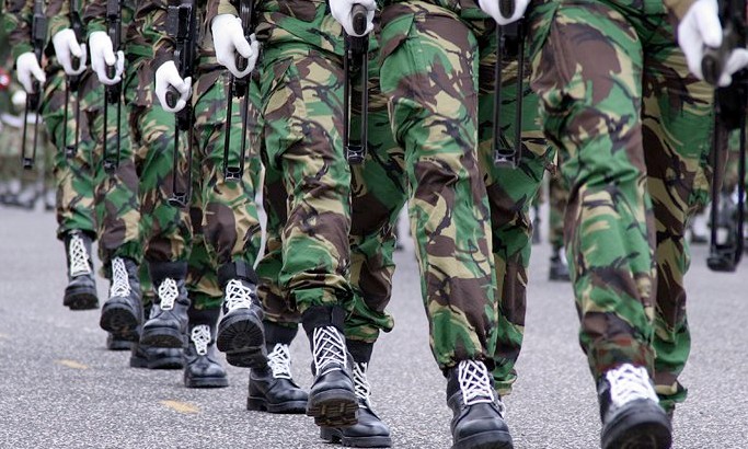 Exército abre concursos com ganhos que podem chegar a R$ 11 mil. Confira aqui