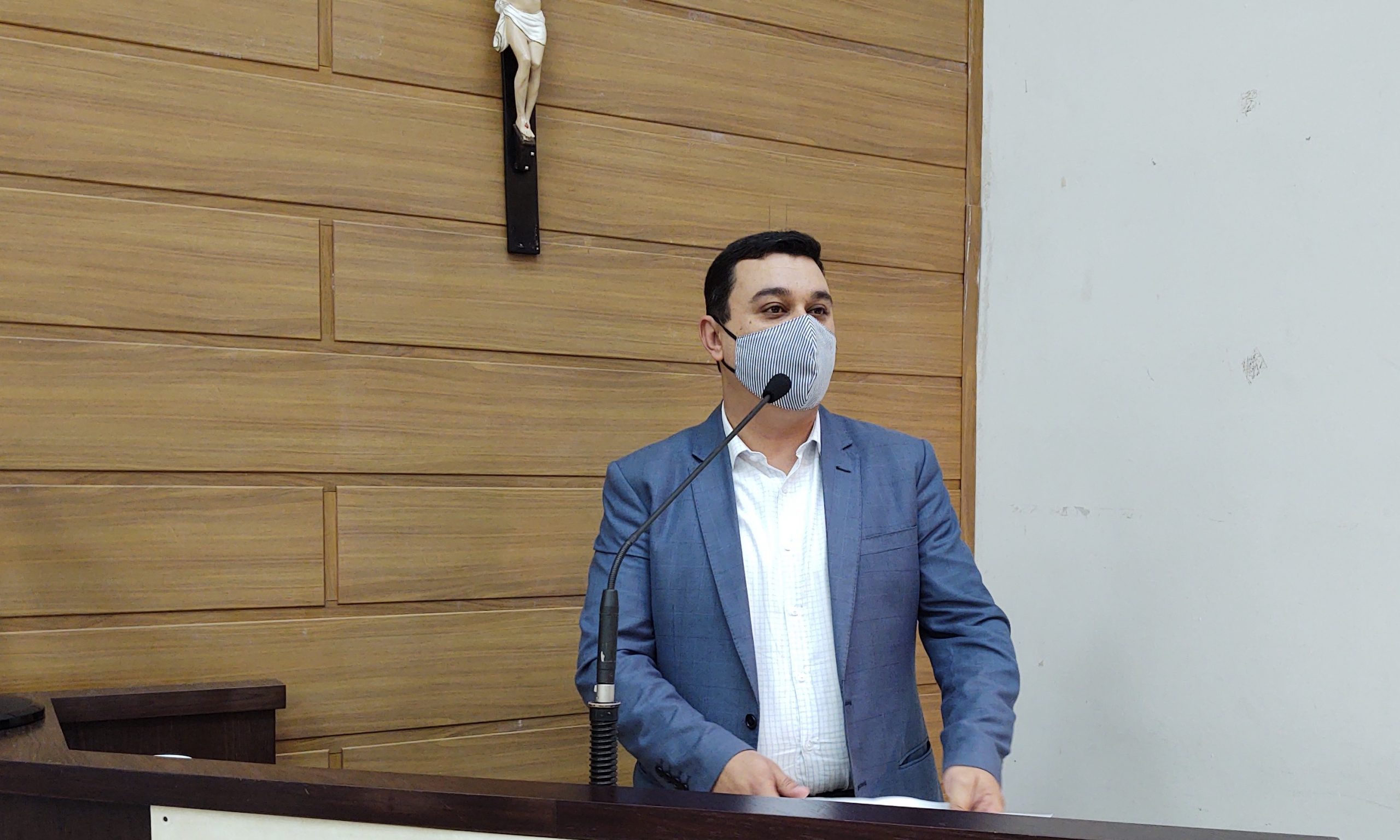 Munícipes de Franca pedem reabertura de templos religiosos e salões de beleza
