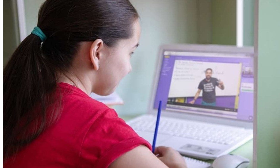 Alunos do ensino médio da rede estadual já podem acessar material para ENEM