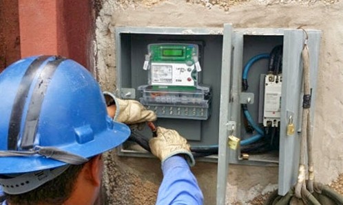 Contas atrasadas: Proibição de corte de energia elétrica fica válida até 31 de julho