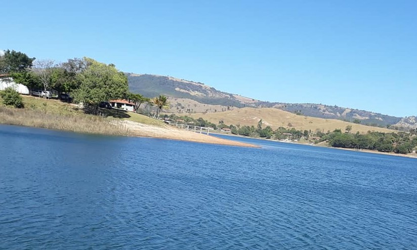Águas na represa de Estreito e Peixoto estão baixando e preocupa rancheiros