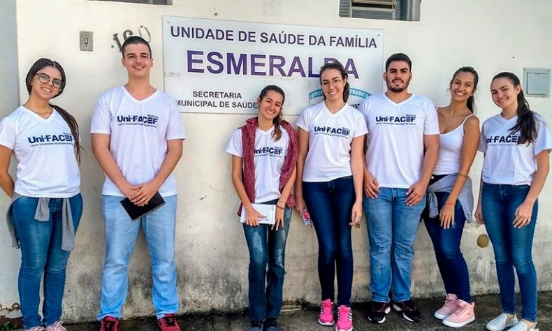 Aluna de medicina do Uni- FACEF faz portfólio em sistema de jornal. Veja