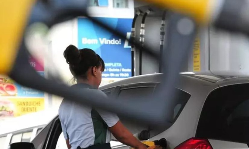 Nova gasolina obrigatória em todo o país a partir de agosto será também mais cara