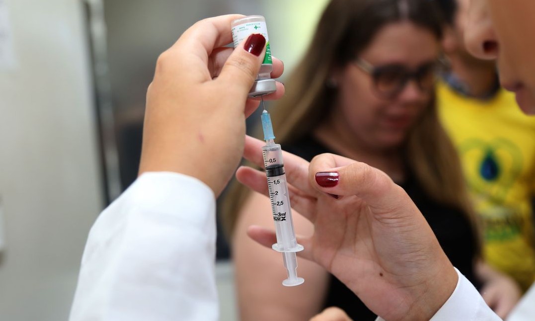 Estudo diz que vacina BCG pode diminuir taxa de mortalidade por covid-19