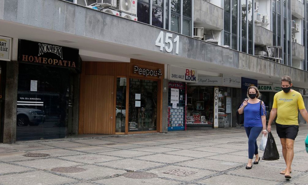Mais gente sem emprego. Veja quantas empresas já fecharam na pandemia