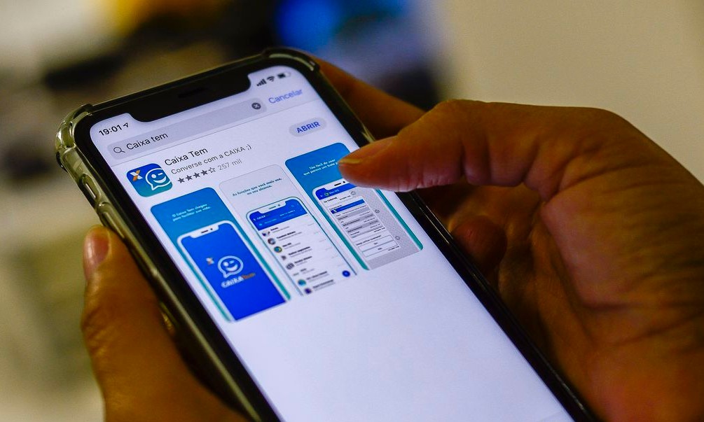 Caixa Econômica Federal antecipa saque do auxílio emergencial do 3º lote