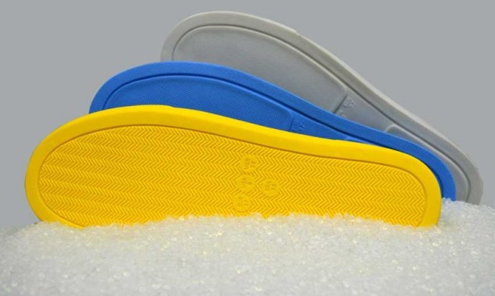 ​Indústria usa a ciência dos materiais e produzirá os sapatos contra covid-19