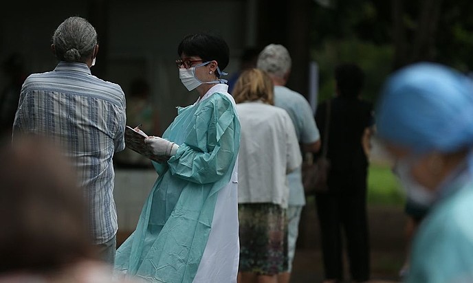 Casos de Covid crescem 209% em julho e deixa autoridades preocupadas
