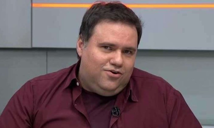Rodrigo Rodrigues, do Sportv, sofre cirurgia no cérebro e está em coma