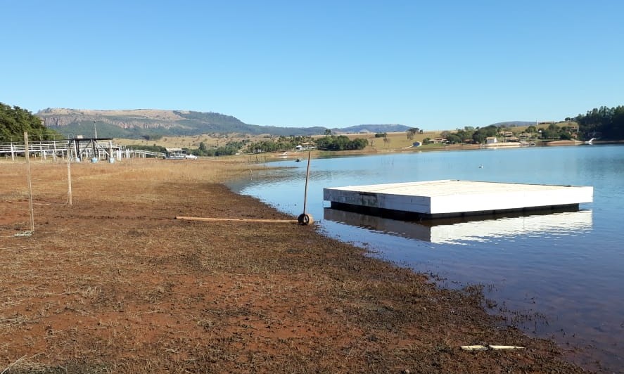 Furnas notificará aqueles rancheiros que ocuparam área do reservatório