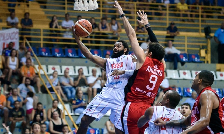 Título da Sul-Americana será reprisado na 8ª live “Em Casa” do basquete