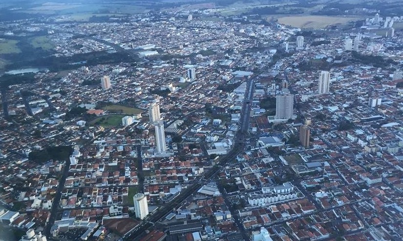 Depois do calorão, frente fria derruba temperaturas em toda a região